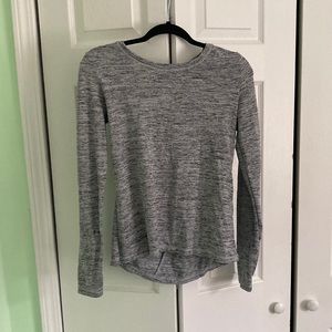 Long sleeve work out shirt